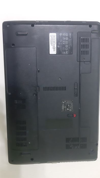 Латопи Dell и Acer