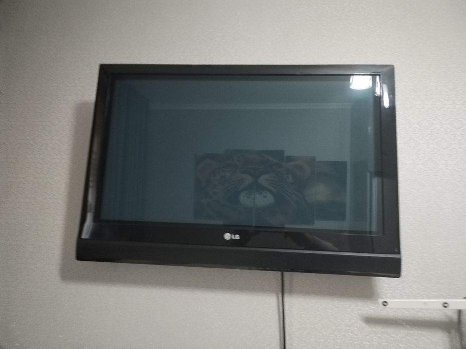 Срочно продается телевизор LG