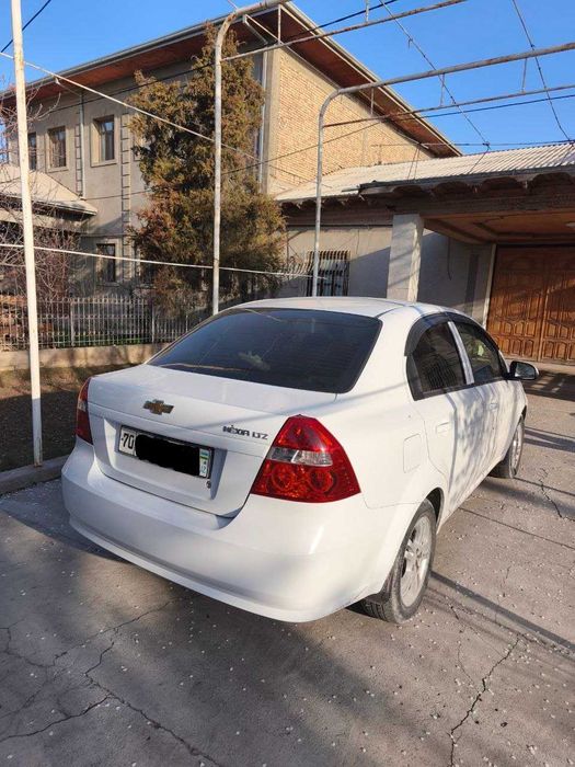 Chevrolet Nexia 3  A/T sotiladi