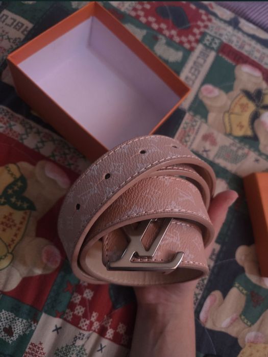 Curea Louis Vuitton