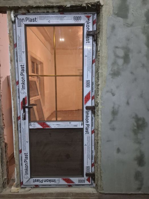 Akfa.Farhod eshik romlarida endilikda zakaslarga bir yilgarantiya