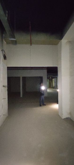 Торговый центр Карвон угловой магазин