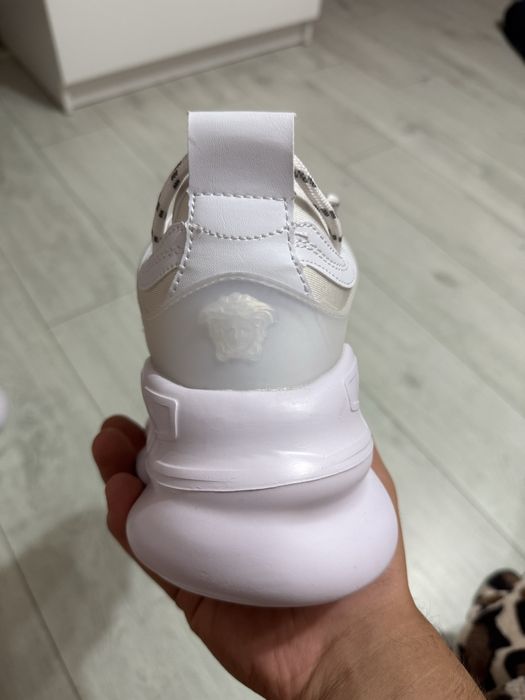 Versace chain reaction albi