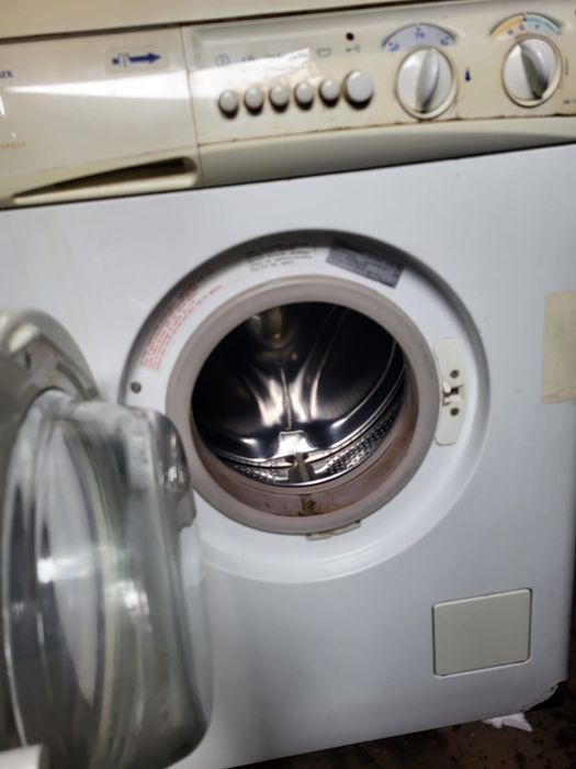 Стиральная машина Electrolux