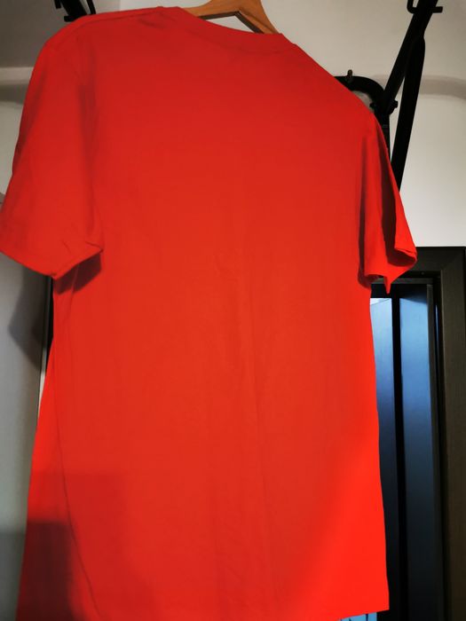 Tricou Levis rosu nou