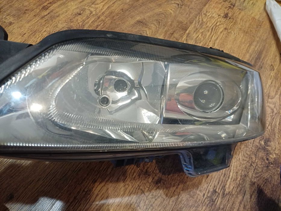 Фарове за опел вектра