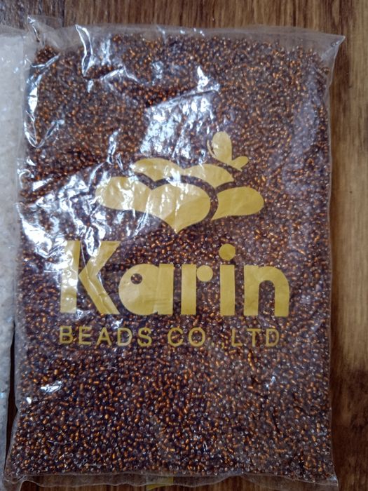 Продам бисер в новом состоянии