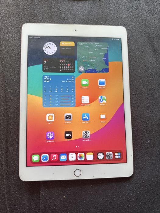Продавам ipad 6то поколение