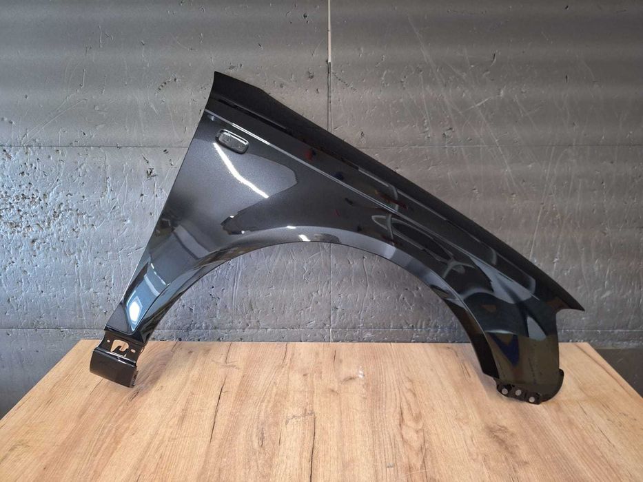Aripa Fata Dreapta Audi A3 8P An 2003-2008 (LZ9Y (Negru))