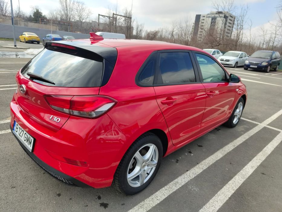 Vând Hyundai i30