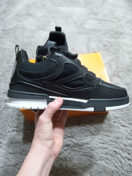 LV Skates mărimea 43