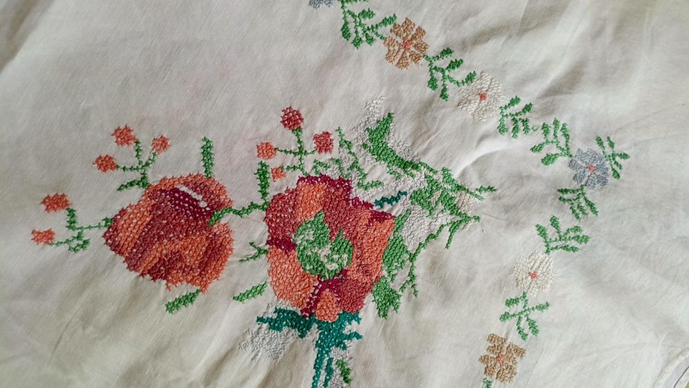 Продам скатерть из хлопка