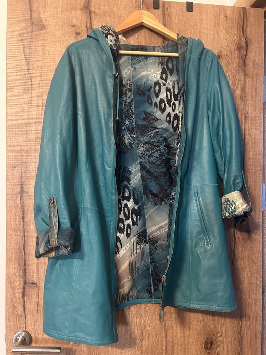 Geaca piele turcoaz, 2 fete