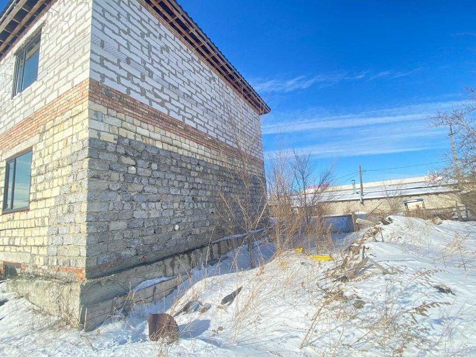 Срочно!!! Продам дом в три уровня.