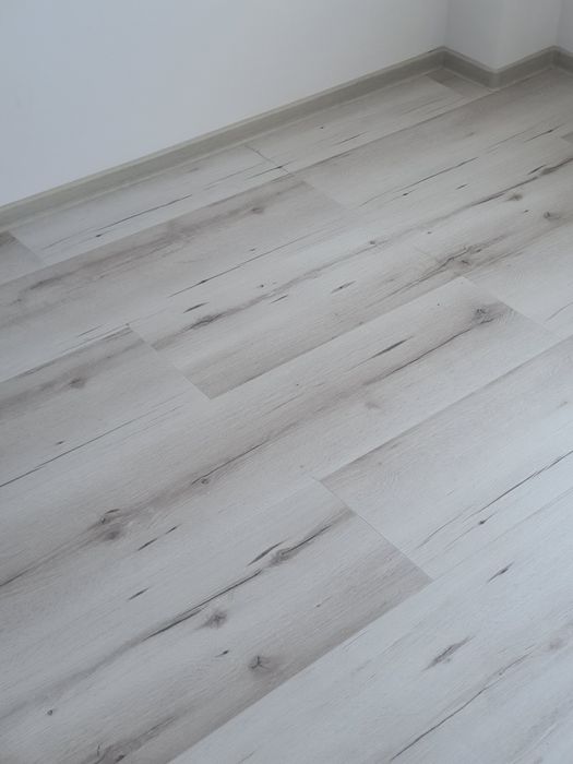 Zugrav faientar rigipsar parchetar