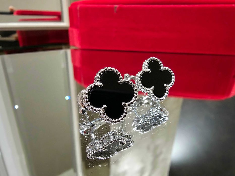 Van Cleef & Arpels VCA Silver Black Onyx Alhambra Clover Дамски Обеци