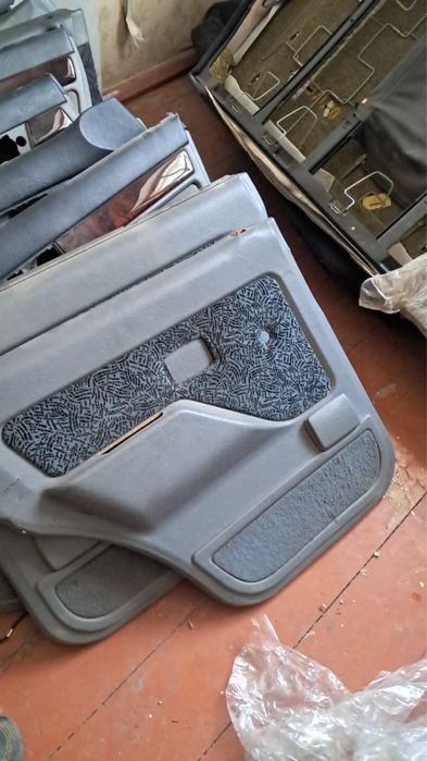 Опель фронтера дверные карты