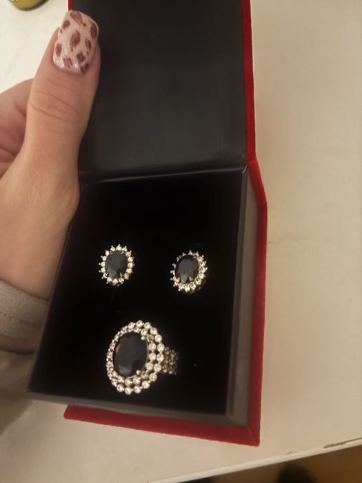 Луксозен Сребърен комплект обеци и пръстен слебро 925