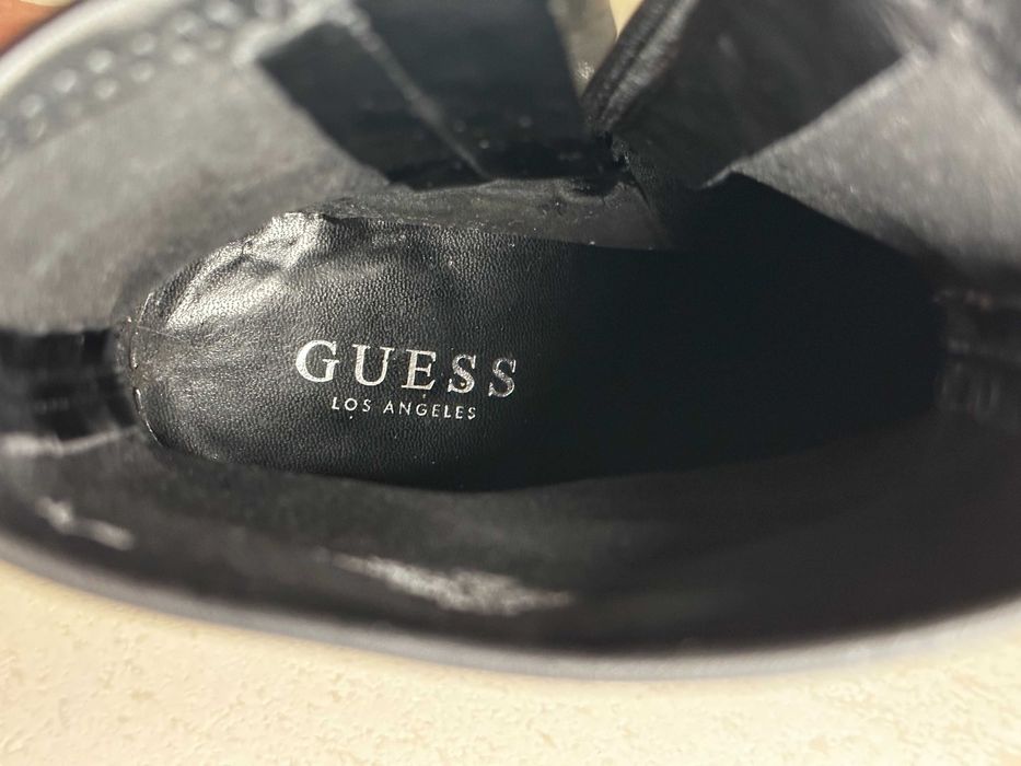 Високи боти Guess