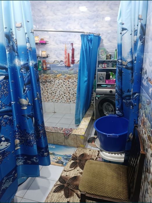 Лайлак маҳаллада 4.7 сотих 4- та хона + ошхона