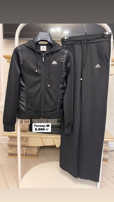 Продам спортивные костюмы