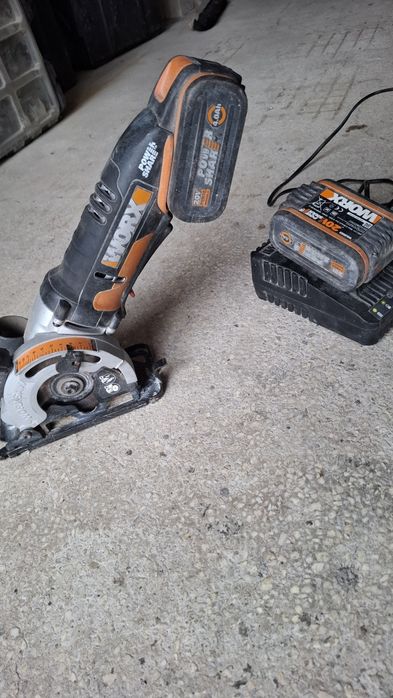 Fierastrau circular Worx WX523.9 20V