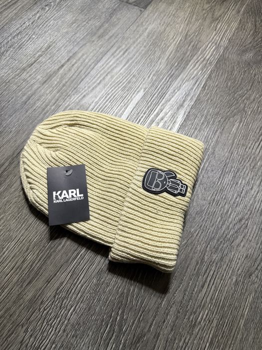 Caciula Fes Karl Lagerfeld noua/new