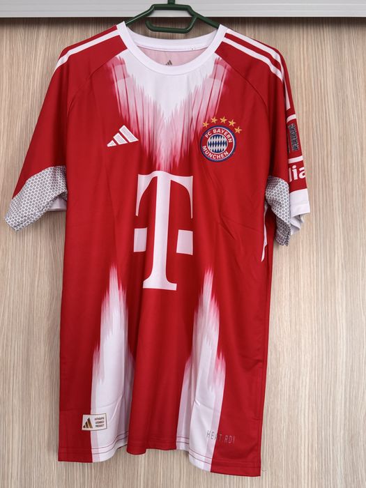 Tricou Bayern Munchen, Harry Kane