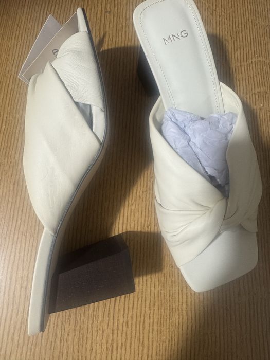 Дамски кожени сандали Mango