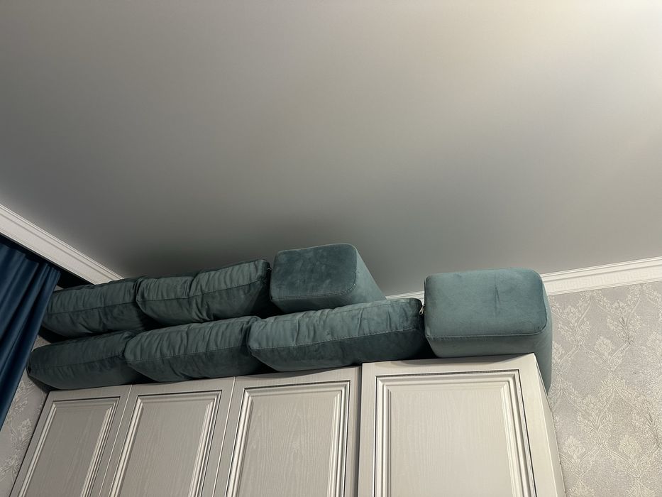 Продам раскладной большой диван