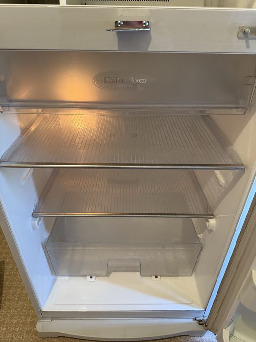 Продается Холодильник Sharp SJ-22F-SL (No Frost)