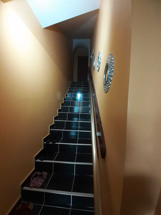 ДВУЕТАЖНА КЪЩА в кв. Тракийски, гр. Хасково