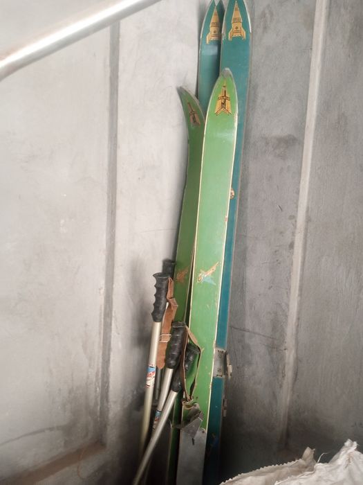 Продам Лыже Комплект И По Оделностий