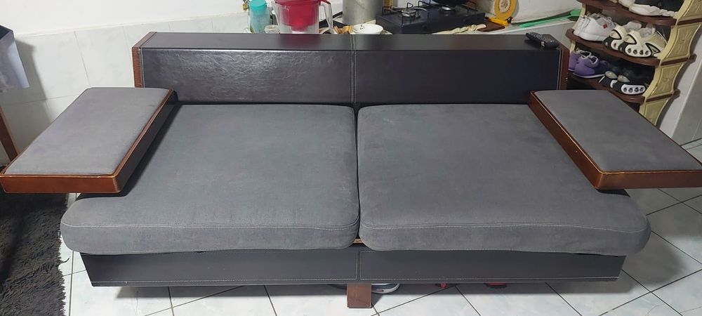 Продам  диван в хорошем состоянии