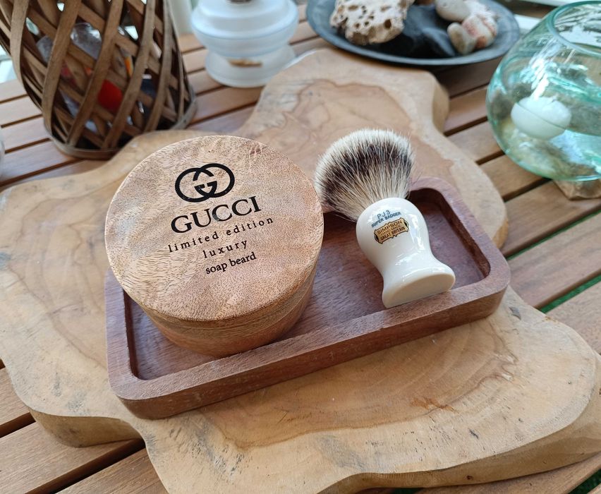 Set de lux barbierit Gucci cutie lemn mango pachet cadou