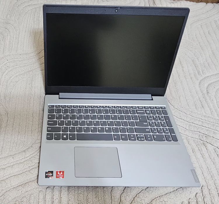 Laptop Lenovo IdeaPad L340-15API
