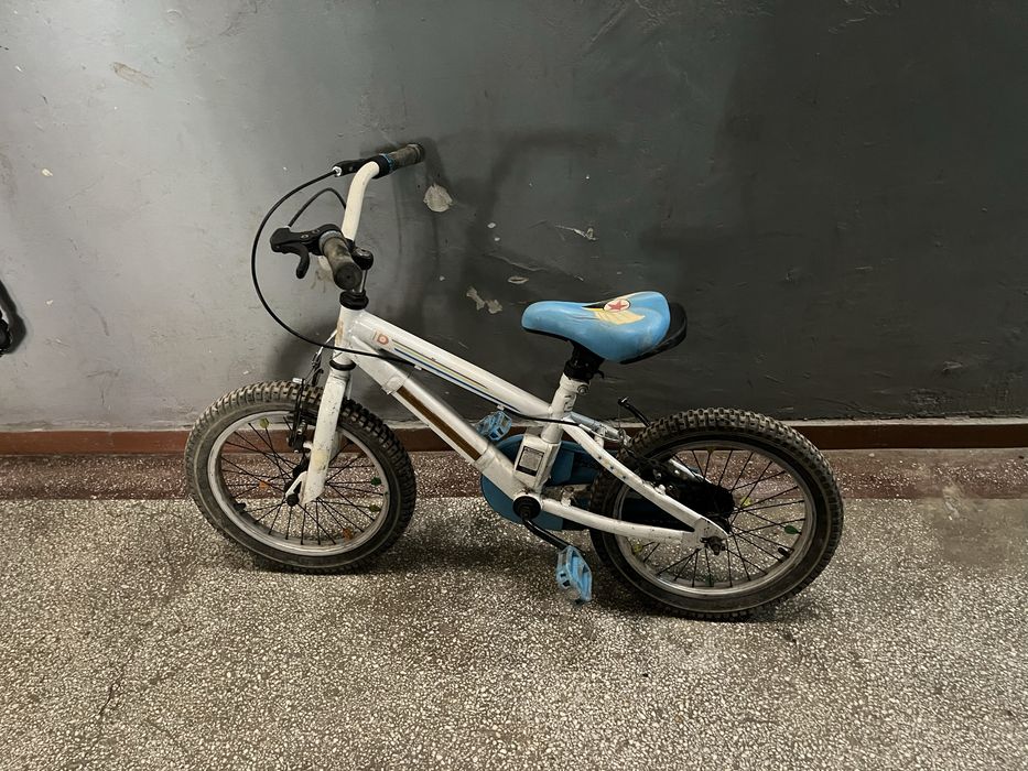 Bicicleta 3-5 ani