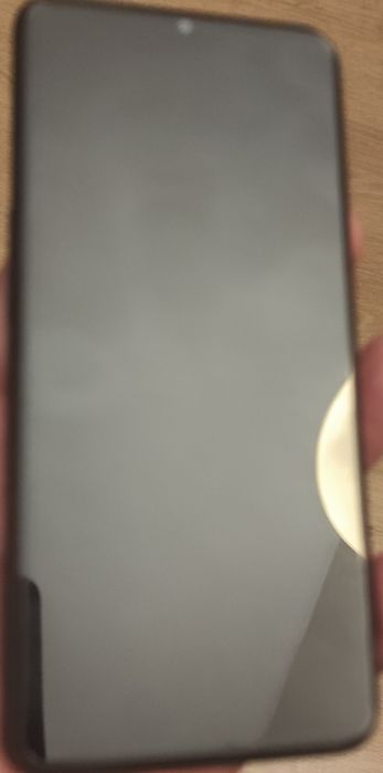 OPPO A77s малко използван телефон с мощна батерия