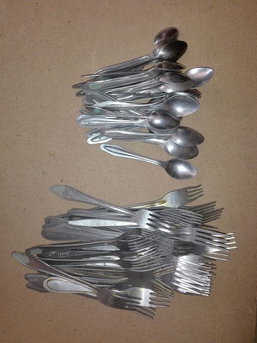 Продам ложки и вилки