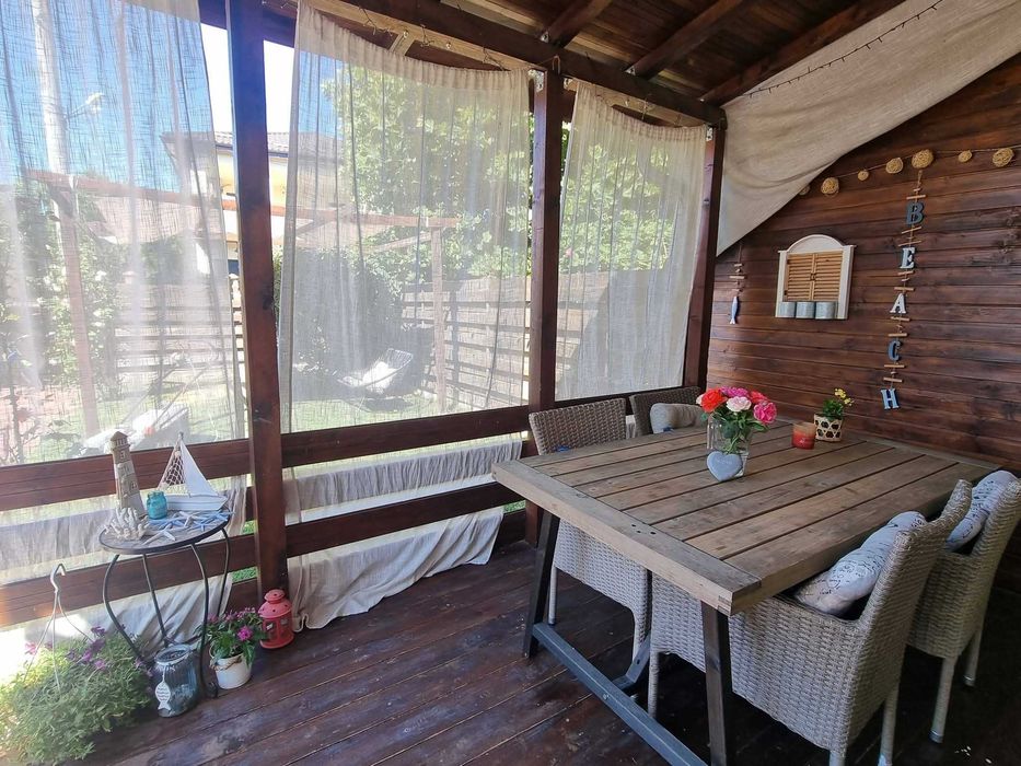 Inchiriere vila 4 camere, 2 bai, terasa, zona linistita