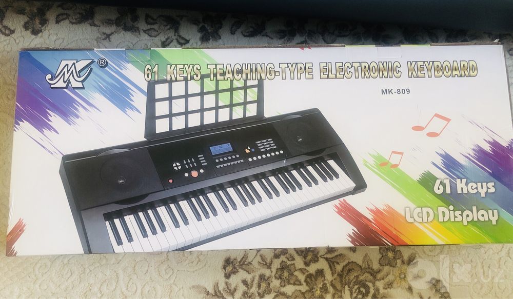 Синтезатор МК- 809 новый
