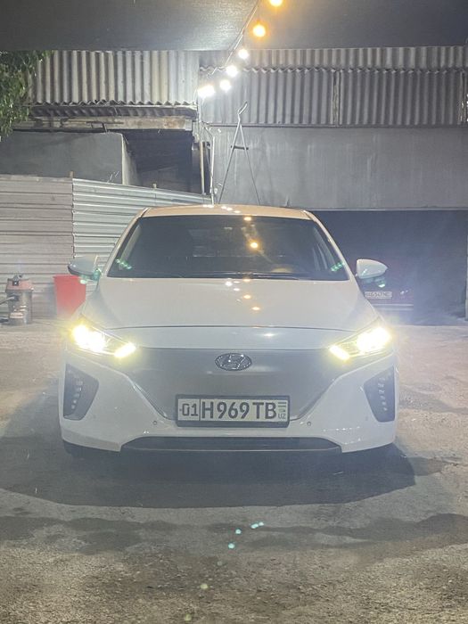 Hyundai ioniq electric