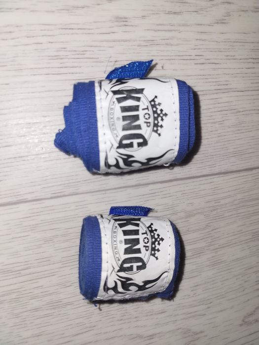 Боксёрские перчатки