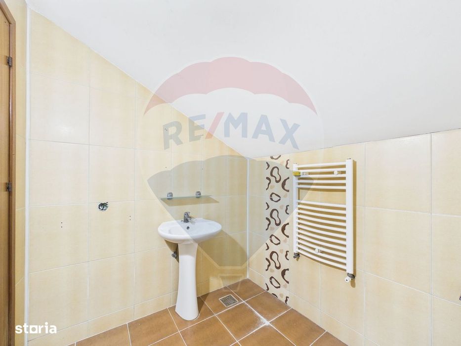 Casă / Vilă Tancabesti 6 camere de inchiriat