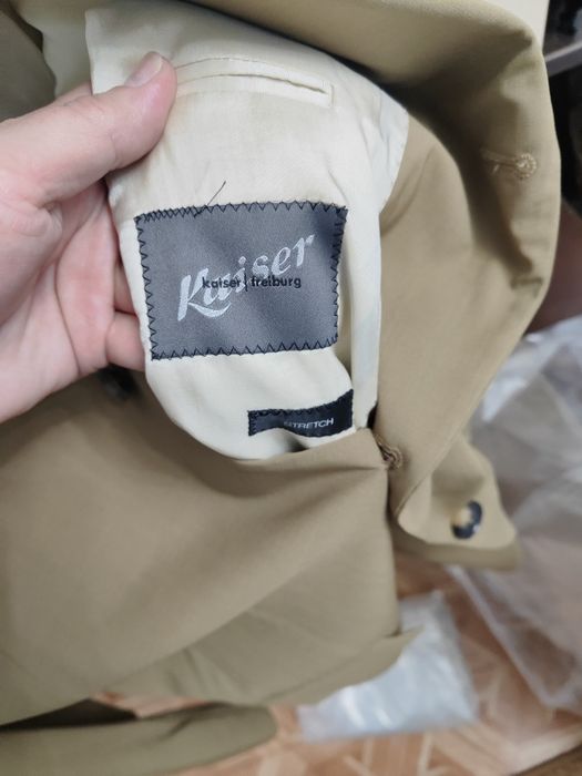 Продам мужские костюмы, классика