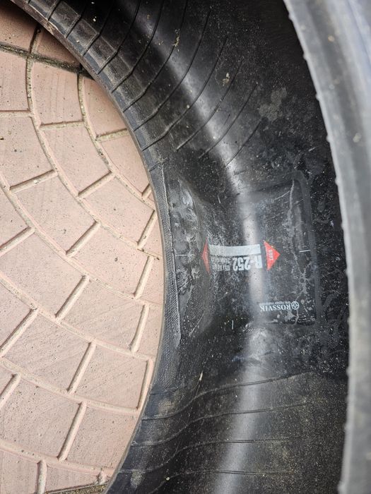 Резина 215/60R16