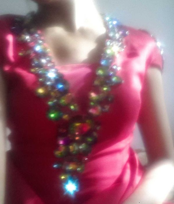 Срочно! вечерние платья!