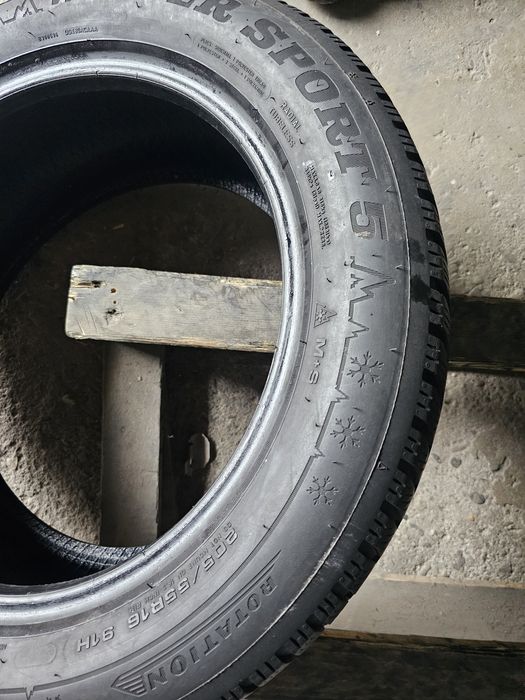 2 anvelope iarna 205 55 16 Dunlop