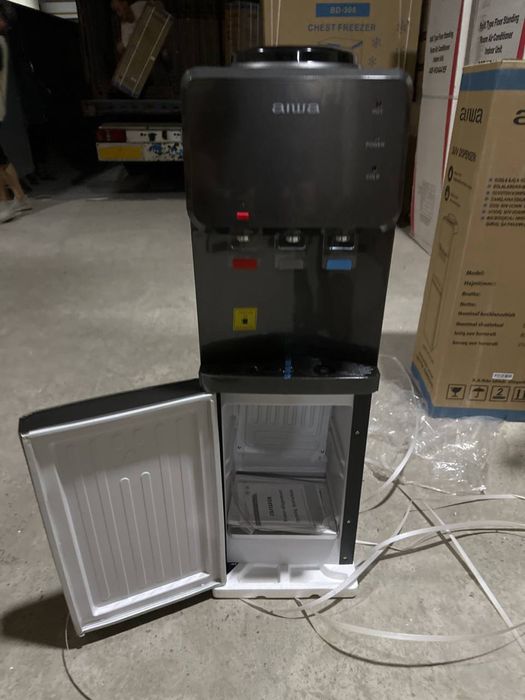 Кулера с морозильной камерой от Aiwa