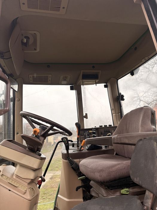 Tractor John Deere 6310